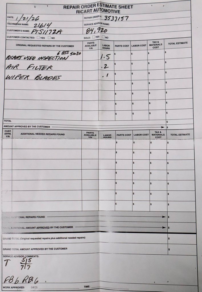 Used 2015 Ford Explorer XLT w/ Equipment Group 202A image 5