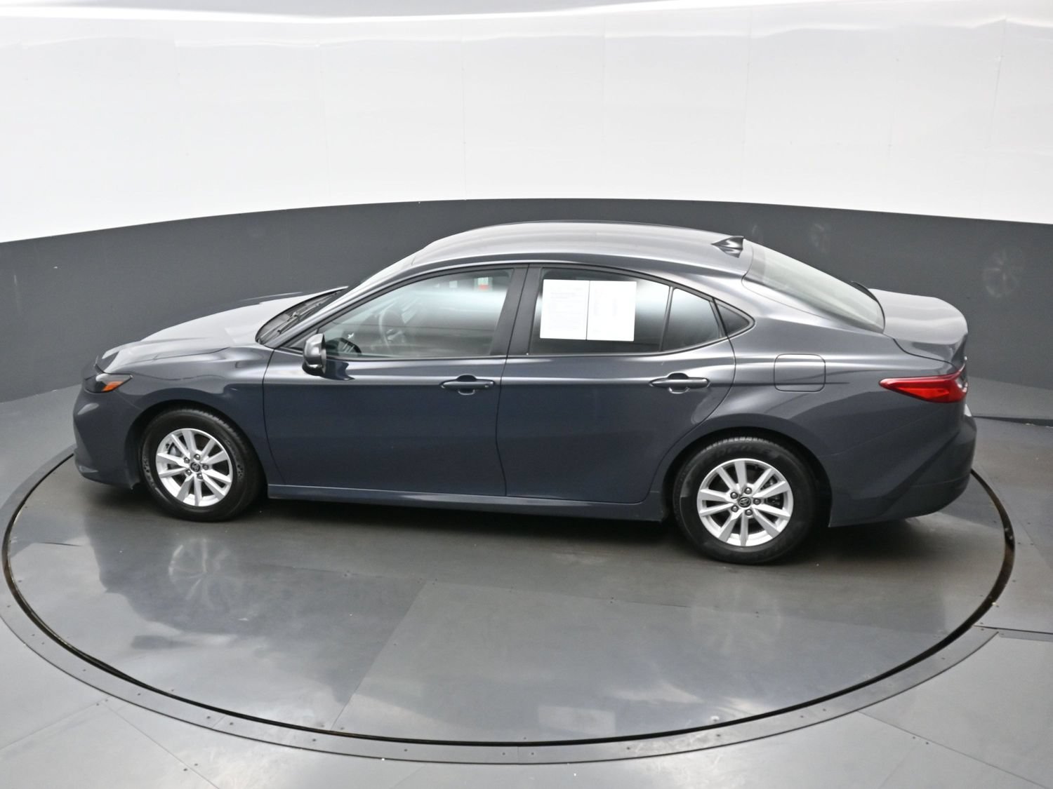 Used 2025 Toyota Camry LE FWD image 37