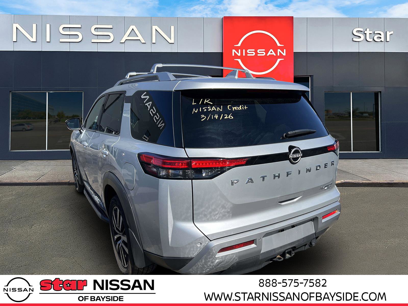 Used 2023 Nissan Pathfinder Platinum w/ Lighting Package (N93) image 4