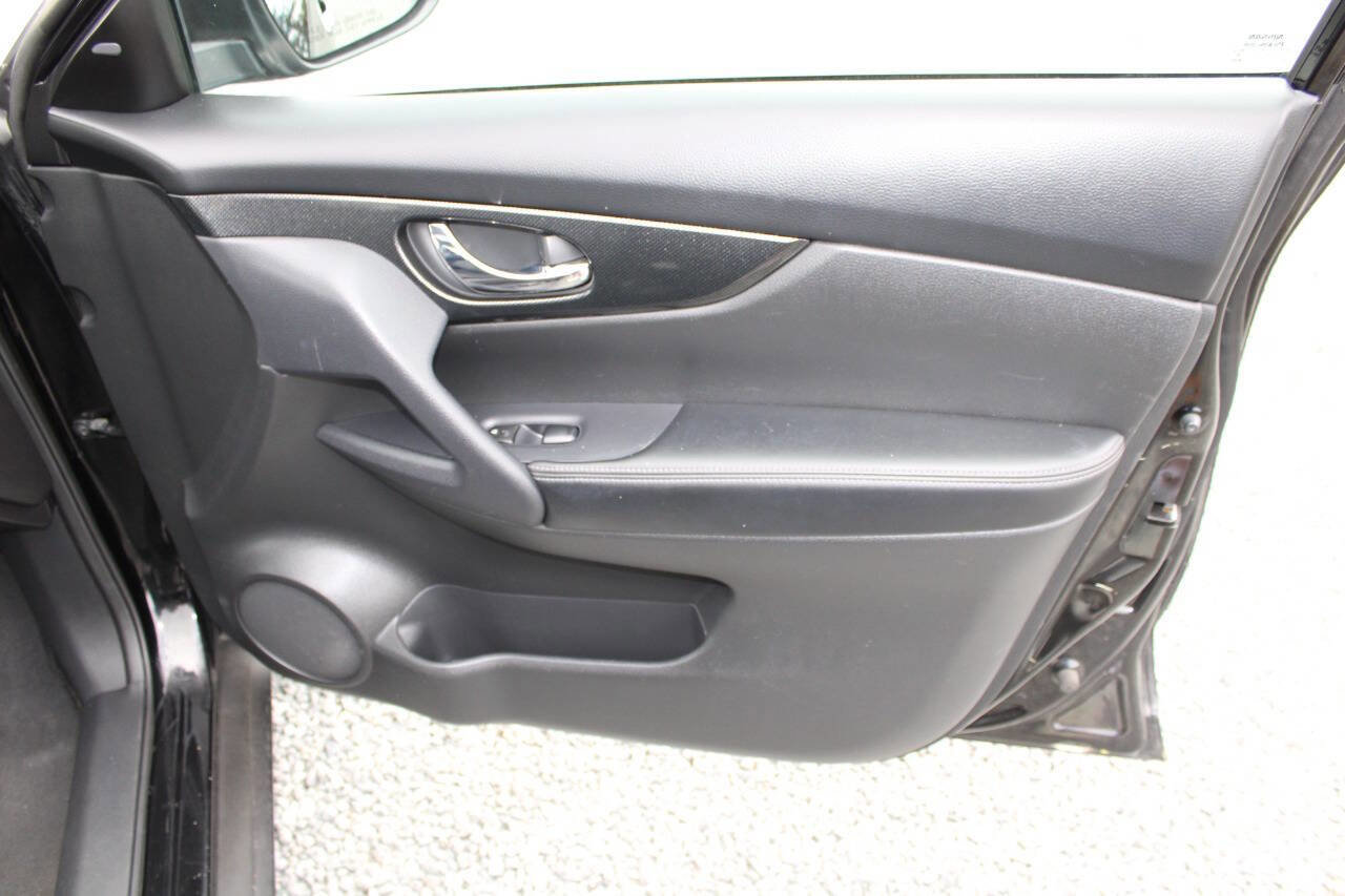 Used 2014 Nissan Rogue SL w/ SL Premium Package AWD/4WD image 24