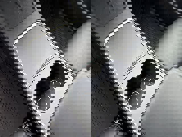 Used 2022 Tesla Model Y Performance image 18