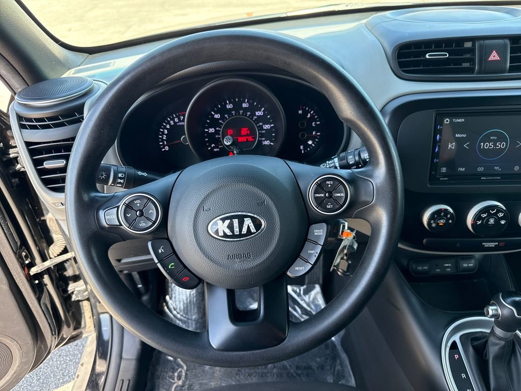 Used 2018 Kia Soul Base image 14