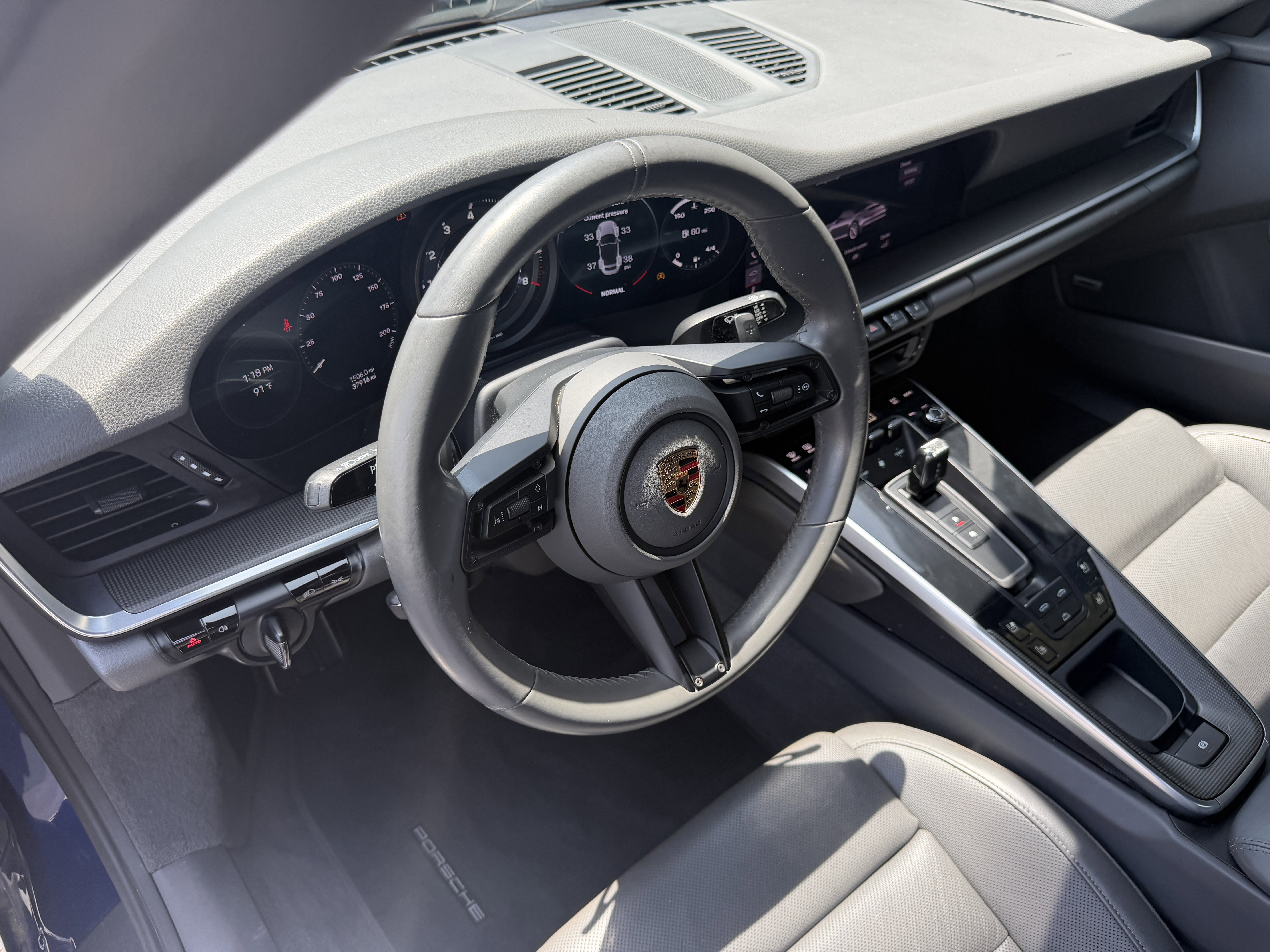 Certified 2021 Porsche 911 Carrera RWD image 4