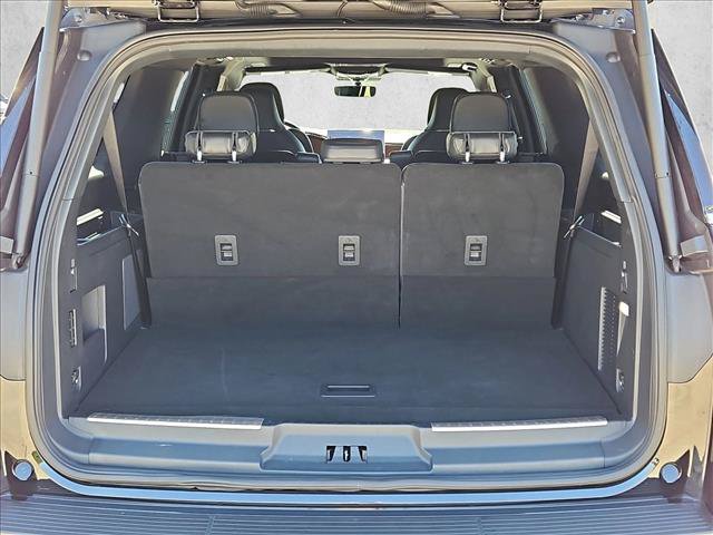 Used 2024 Lincoln Navigator L Reserve AWD/4WD image 6