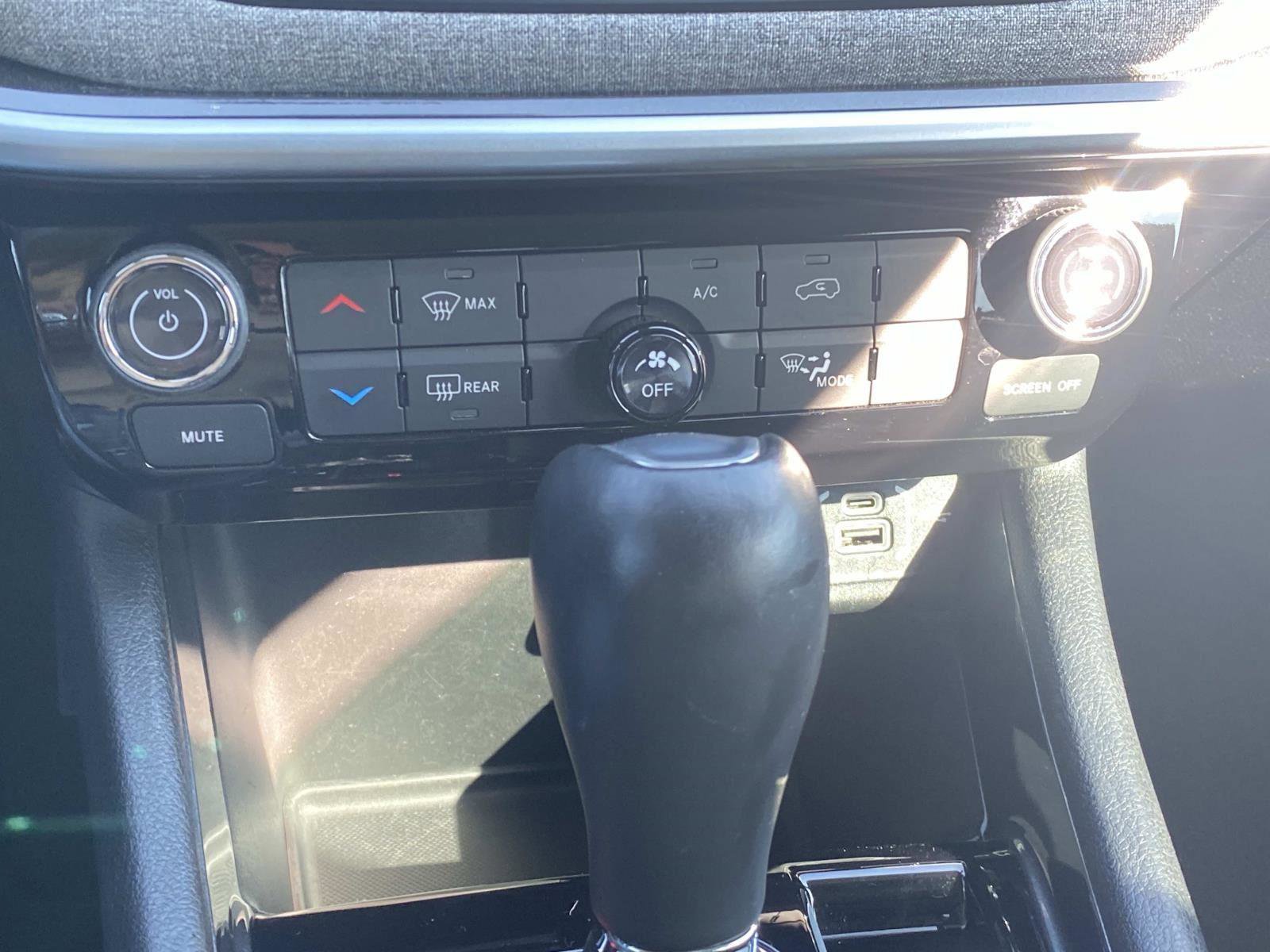 Certified 2022 Jeep Compass Latitude image 27