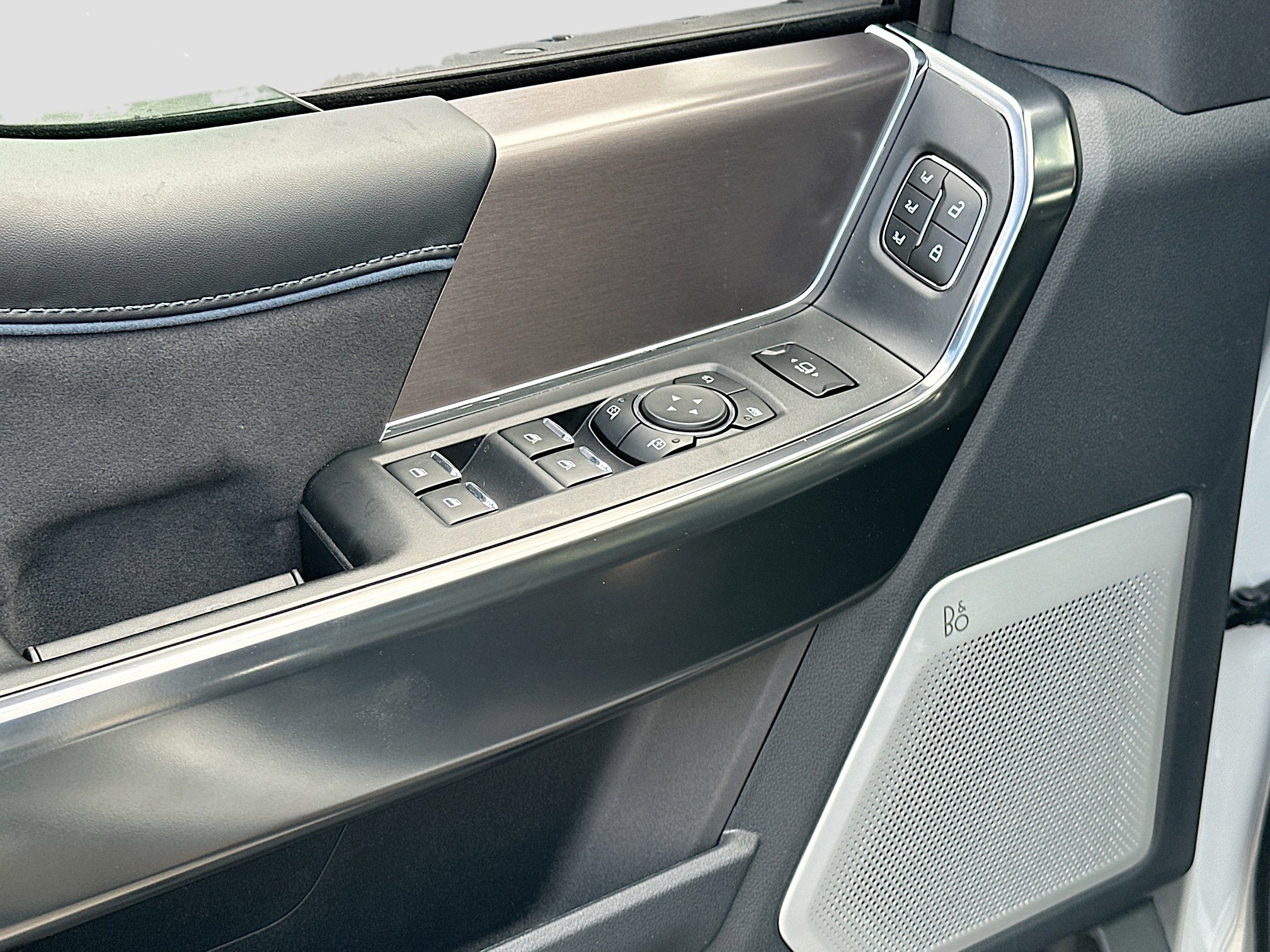 New 2026 Ford F250 Platinum image 13