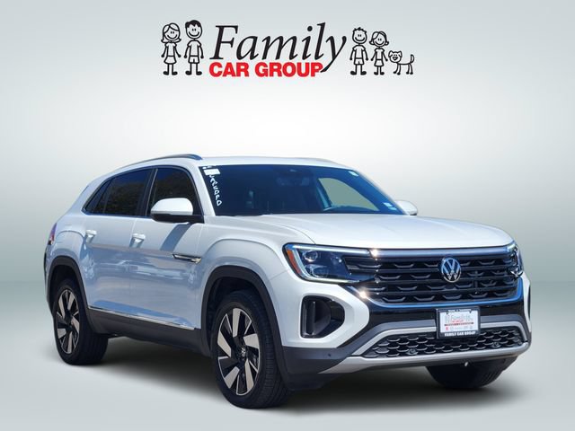 Used 2024 Volkswagen Atlas Cross Sport SEL AWD/4WD image 2