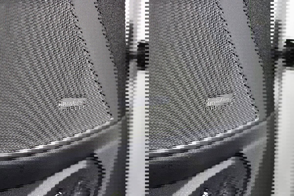 Used 2023 BMW 330e w/ M Sport Package image 10