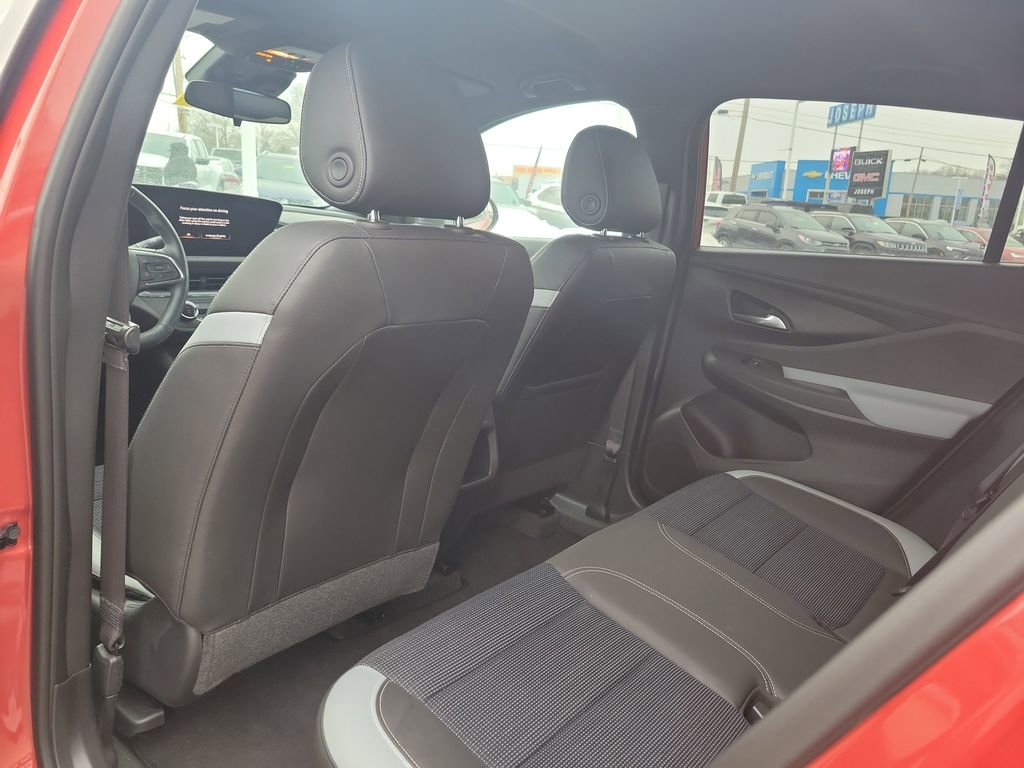 Used 2024 Buick Envista Preferred w/ Convenience I Package image 13