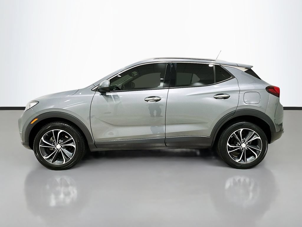 Used 2022 Buick Encore GX Essence FWD image 4