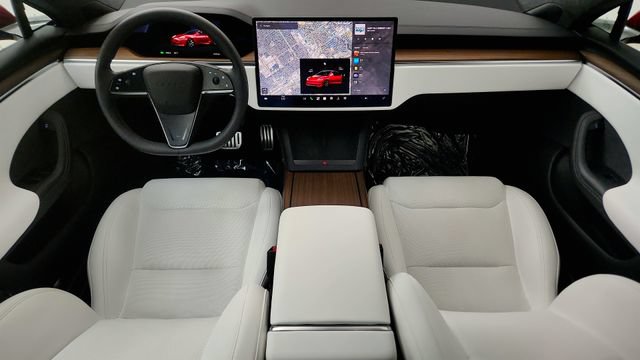 Used 2024 Tesla Model S AWD/4WD image 49