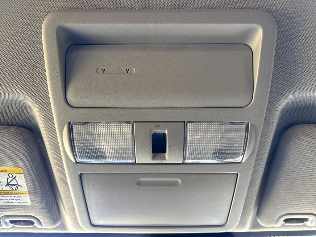 Used 2023 Nissan Frontier SV w/ SV Convenience Package image 28