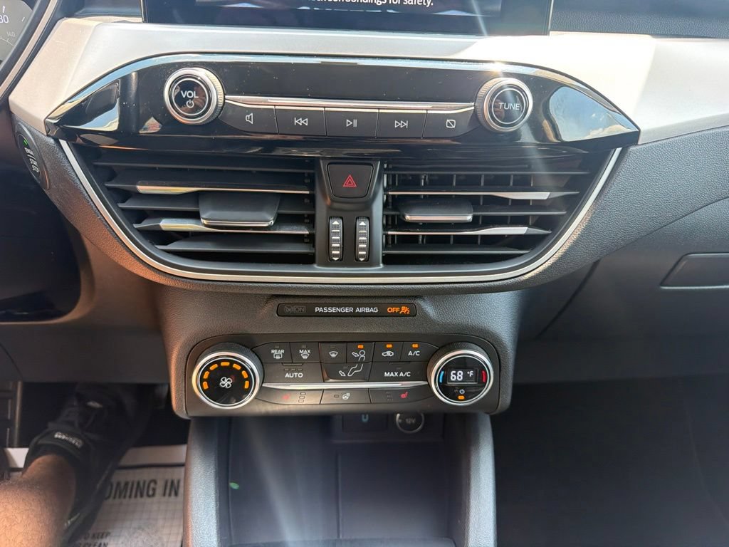 Used 2020 Ford Escape SEL FWD image 33