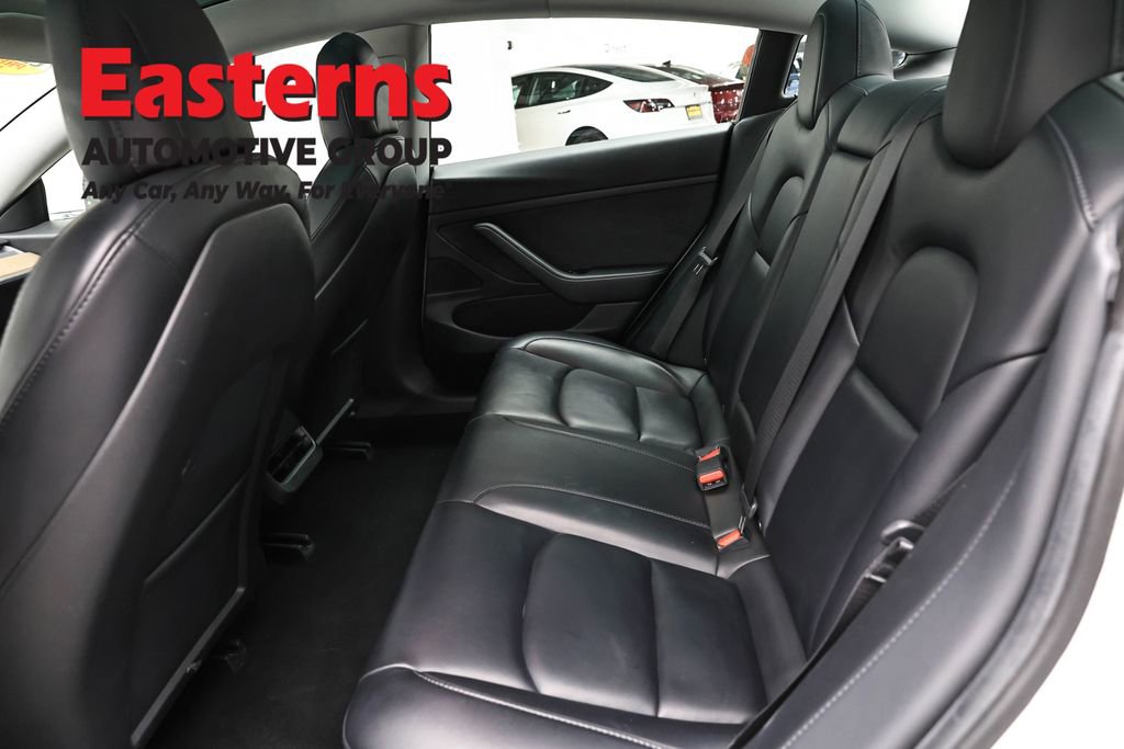 Used 2020 Tesla Model 3 Standard Range Plus RWD image 19