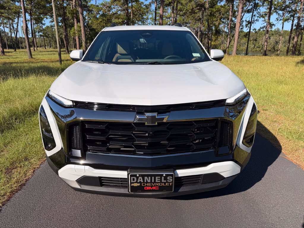 New 2027 Chevrolet Equinox ACTIV w/ Safety and Technology Package FWD image 8