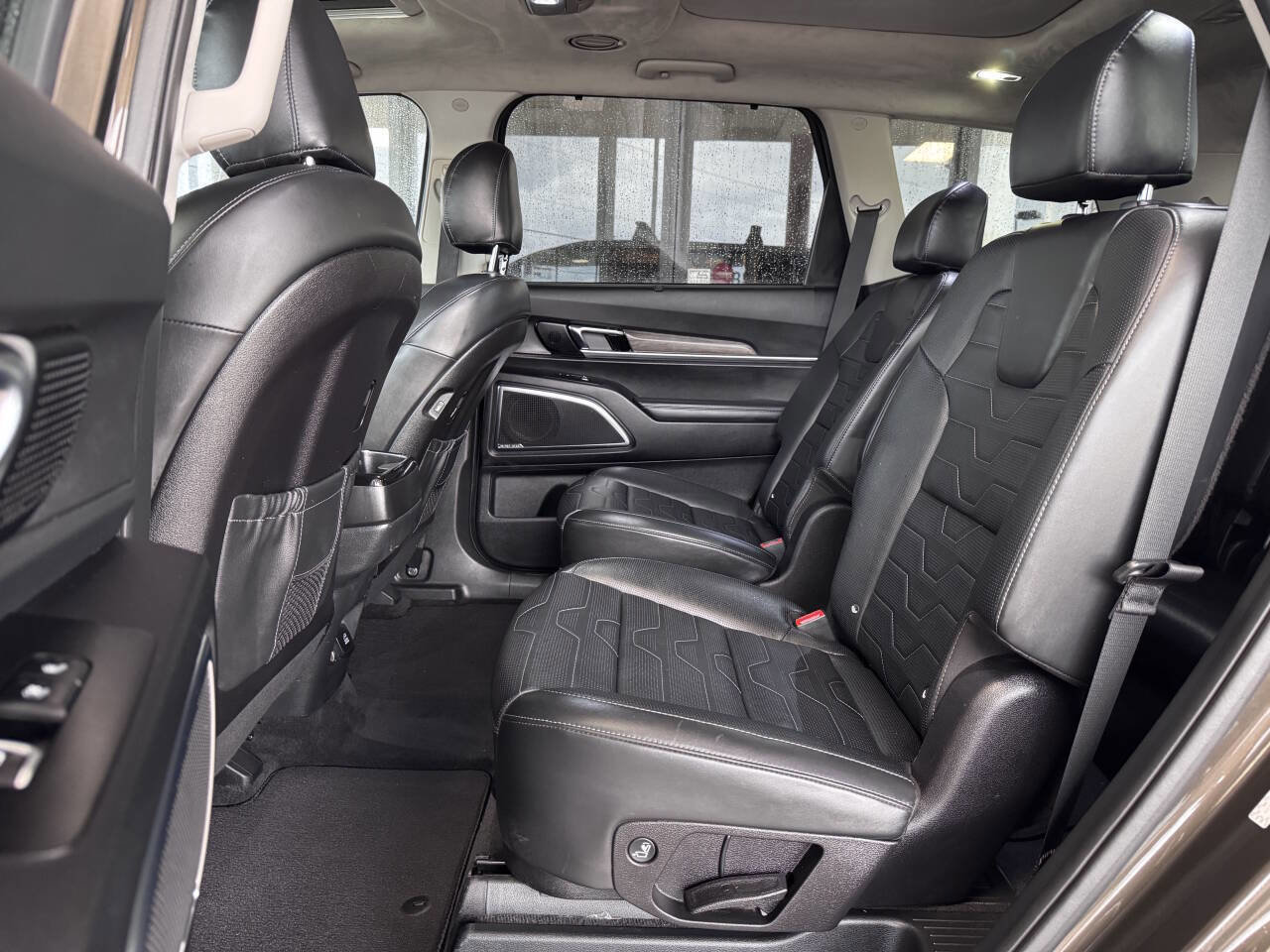 Used 2021 Kia Telluride SX w/ SX Prestige Package image 9