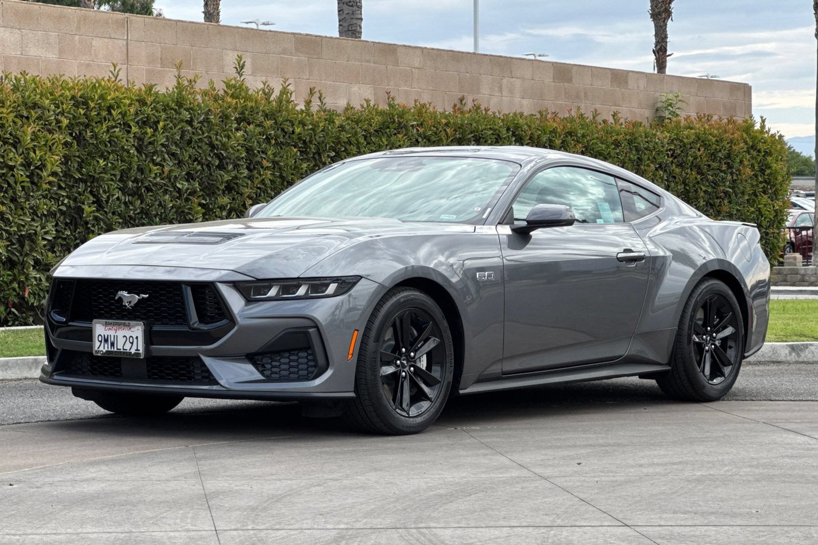 Used 2024 Ford Mustang GT RWD image 8
