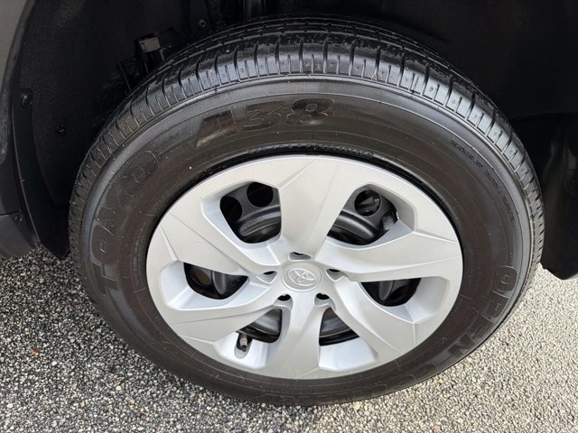 Certified 2025 Toyota RAV4 LE FWD image 30
