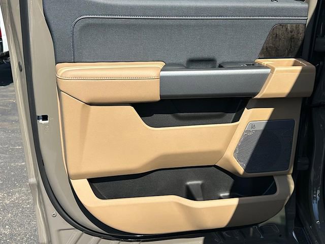 New 2026 Ford F350 Lariat w/ Chrome Package image 19