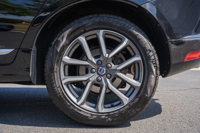 Used 2017 Volvo XC60 T6 Dynamic w/ Climate Package AWD/4WD image 21