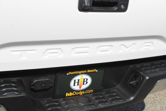 Used 2023 Toyota Tacoma SR5 RWD image 9