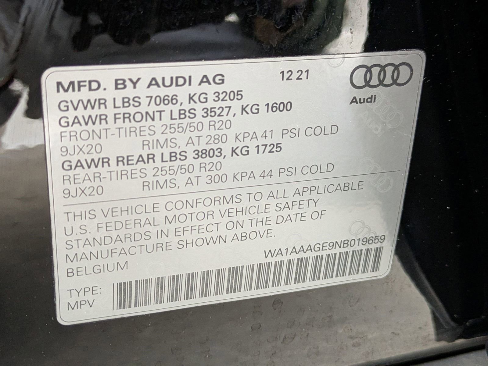 Used 2022 Audi e-tron Premium image 17