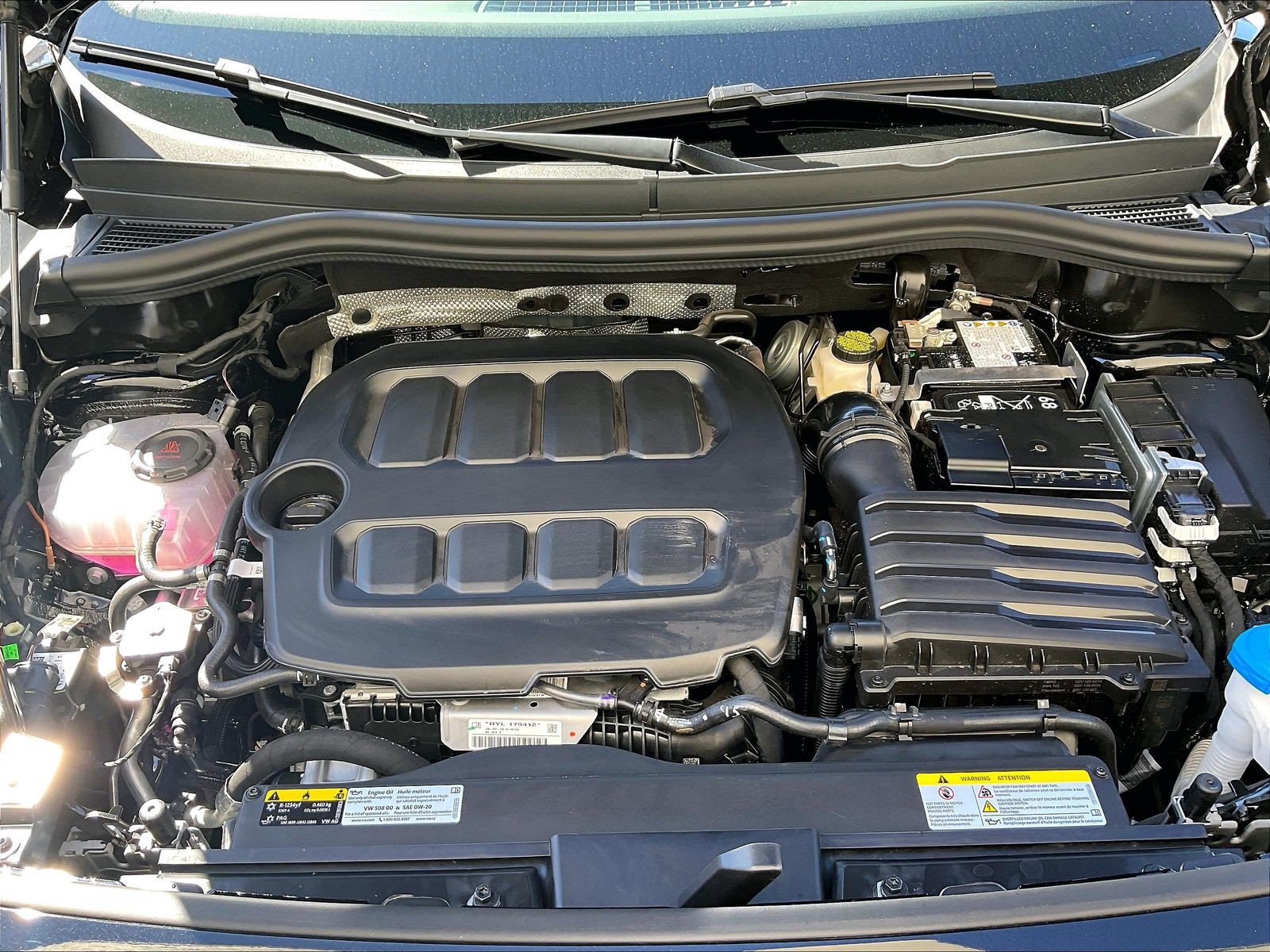 New 2026 Volkswagen Tiguan SE FWD image 9