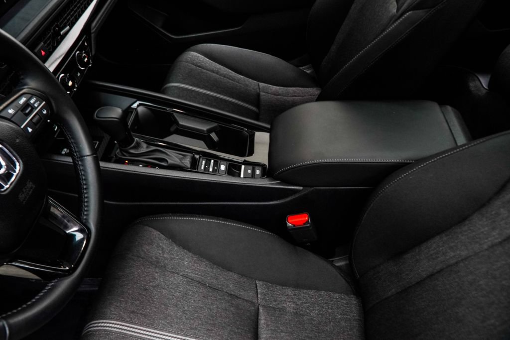Used 2025 Honda Accord Sport image 20