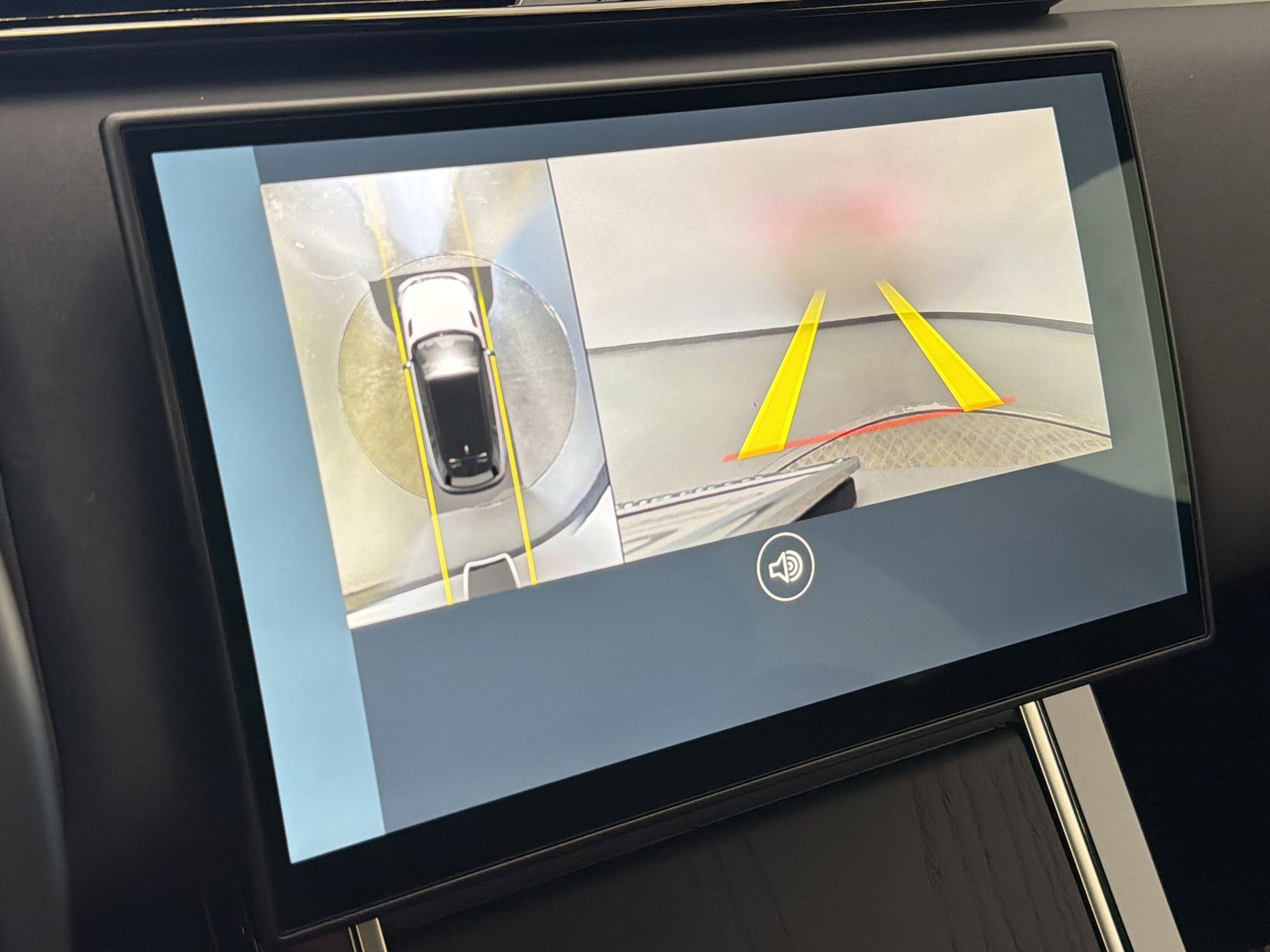 Certified 2025 Land Rover Range Rover Velar Dynamic SE AWD/4WD image 21