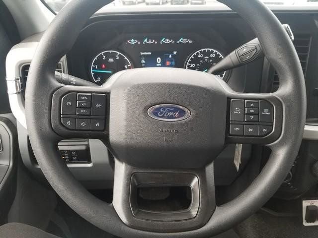 New 2026 Ford F550 4x4 Regular Cab Super Duty image 23