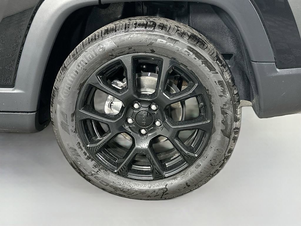 Used 2022 Jeep Compass Altitude image 35