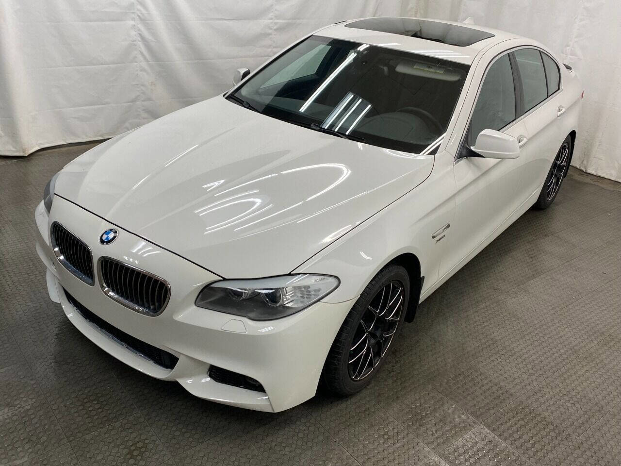 Used 2012 BMW 528i xDrive Sedan image 5