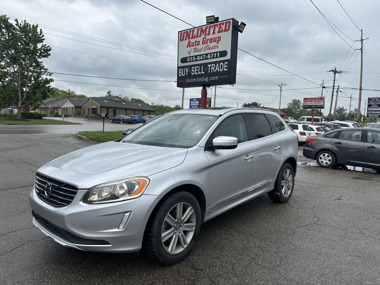 Used 2017 Volvo XC60 T5 Inscription w/ Preferred Option Package