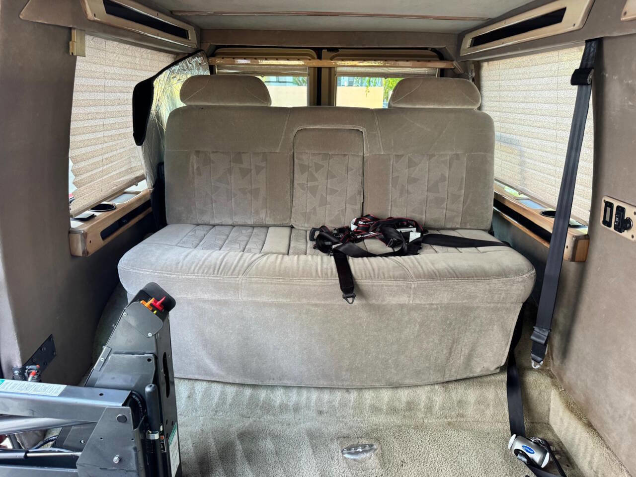 Used 1999 Ford E-250 and Econoline 250 RWD image 20