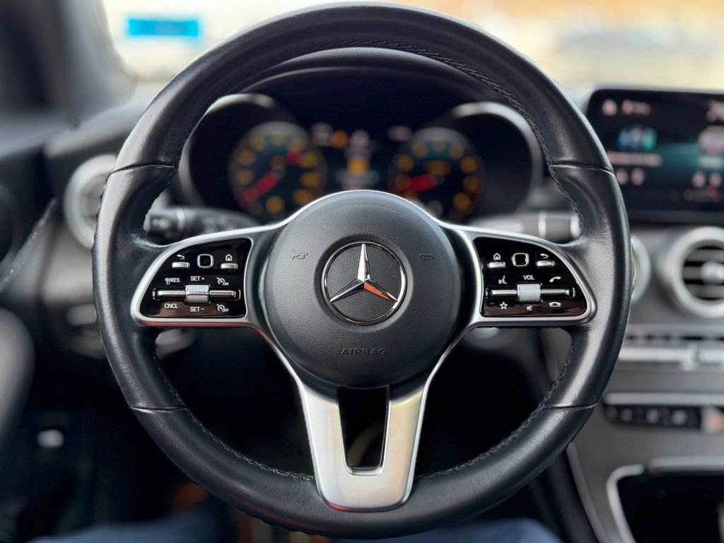 Used 2021 Mercedes-Benz GLC 300 4MATIC image 7