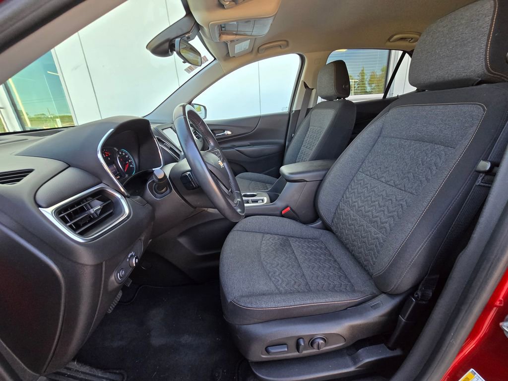 Used 2022 Chevrolet Equinox LT image 11