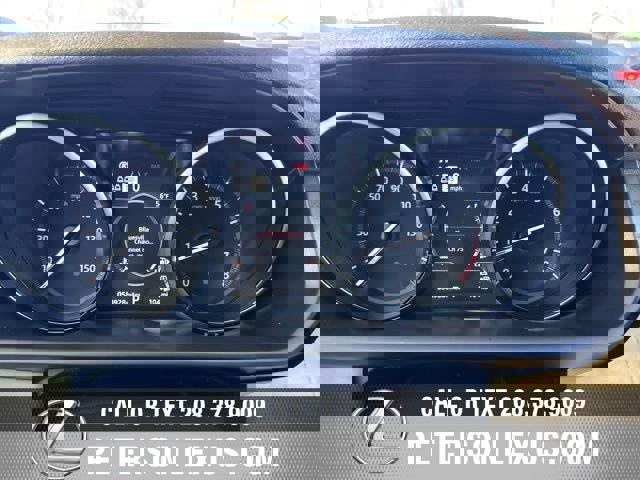 Used 2020 Land Rover Discovery Landmark image 31