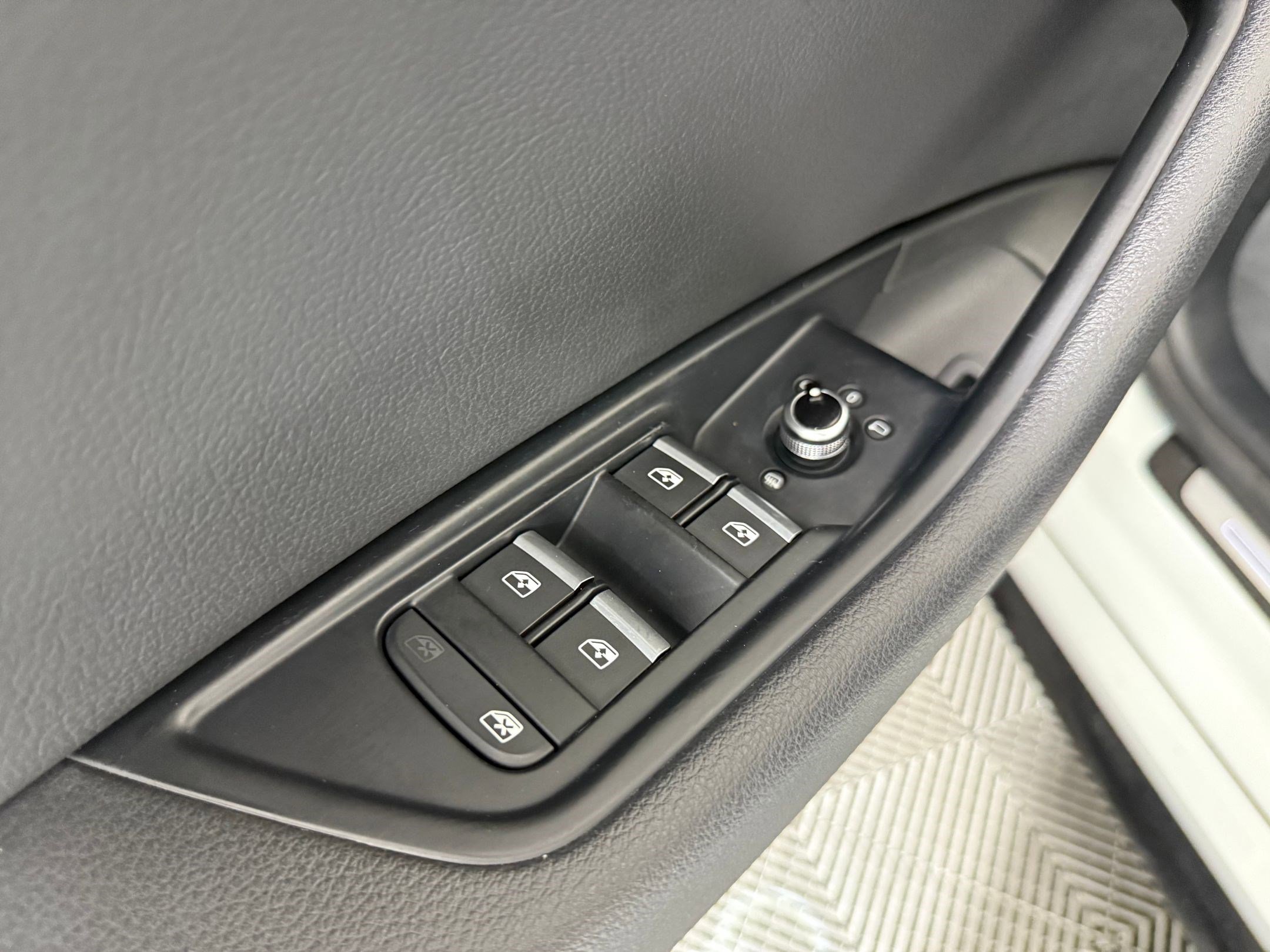 Used 2019 Audi A5 2.0T Premium w/ Convenience Package image 14