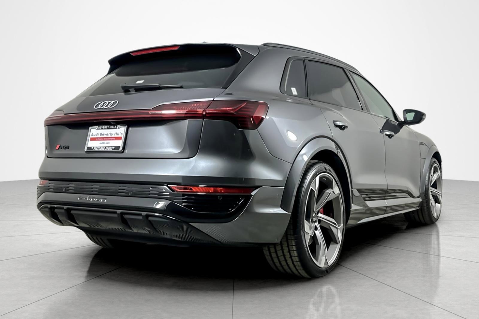 Certified 2024 Audi Q8 e-tron Prestige w/ Prestige Package image 5