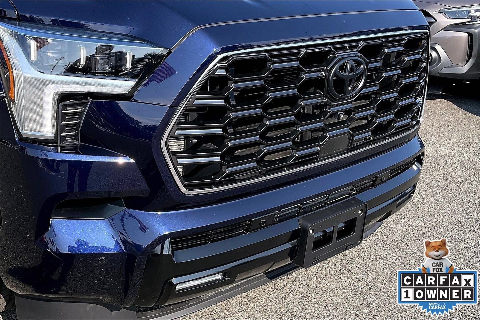Used 2024 Toyota Sequoia Platinum w/ TRD Off-Road Package AWD/4WD image 31
