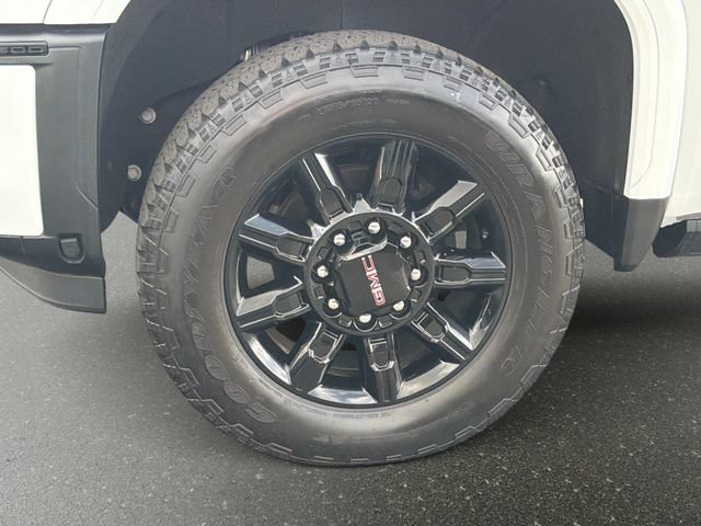 Used 2024 GMC Sierra 2500 AT4 w/ AT4 Premium Plus Package AWD/4WD image 10