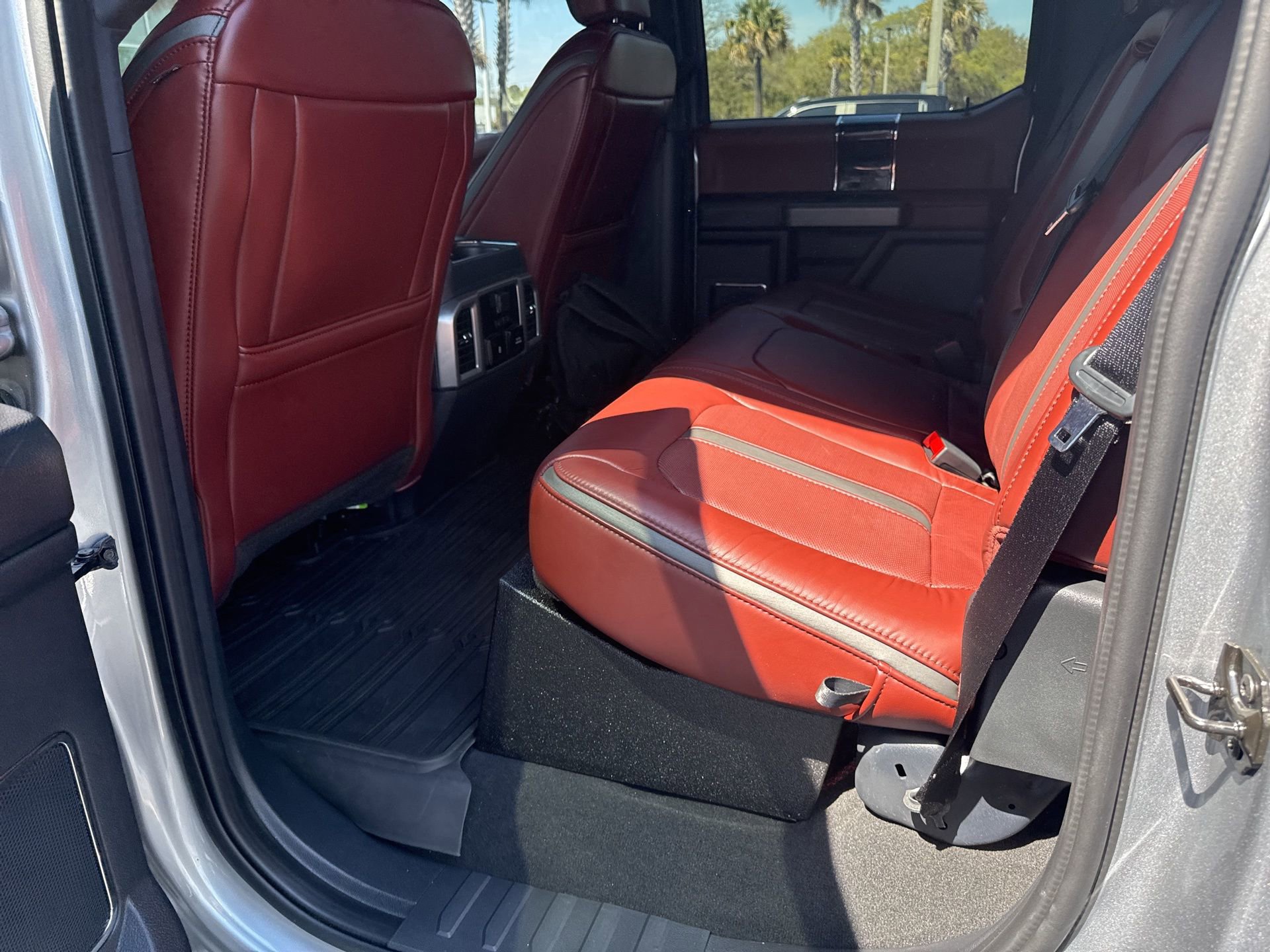 Used 2022 Ford F250 Platinum image 12