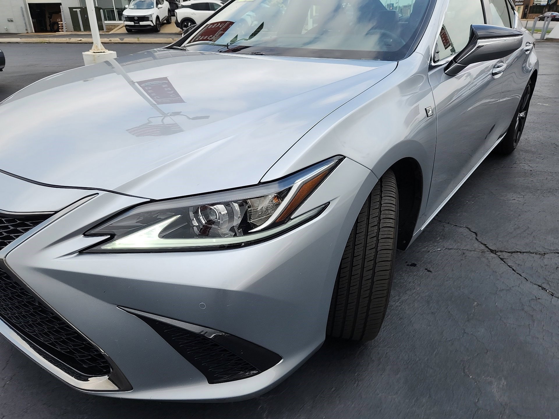 Used 2022 Lexus ES 350 F Sport image 9