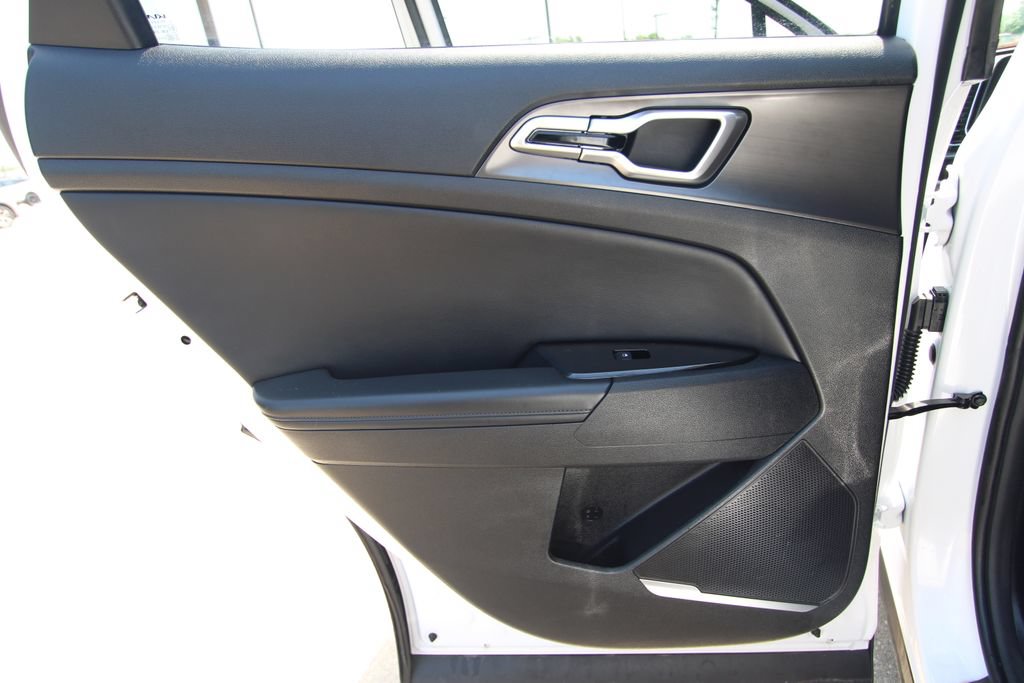 Used 2024 Kia Sportage EX FWD image 38