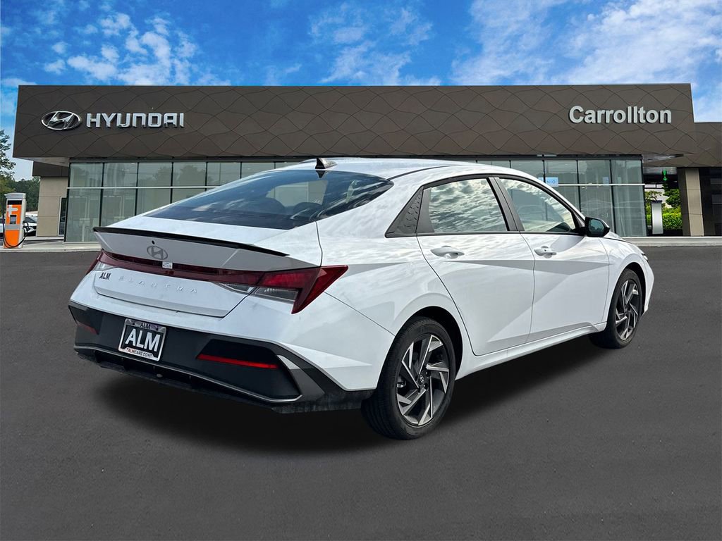 New 2025 Hyundai Elantra Sport image 5
