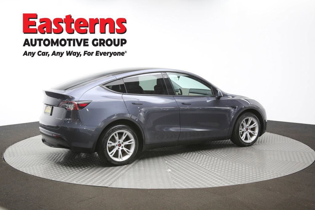 Used 2022 Tesla Model Y Long Range image 40