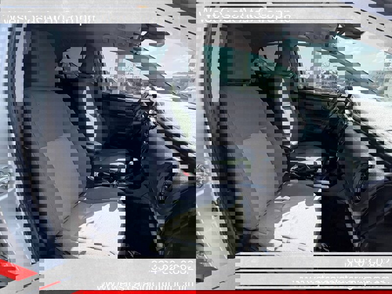 Used 2017 Toyota Corolla L w/ Carpet Mat Package (TMS) FWD image 11