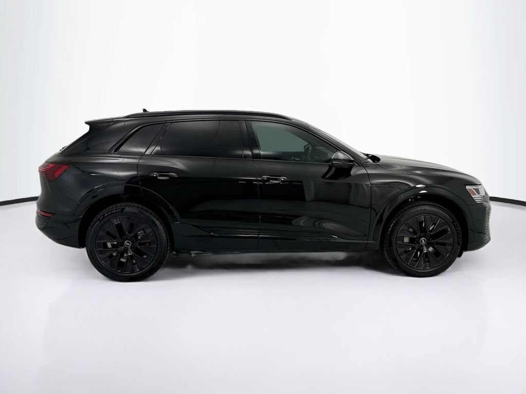 Certified 2024 Audi Q8 e-tron Prestige w/ Prestige Package AWD/4WD image 4