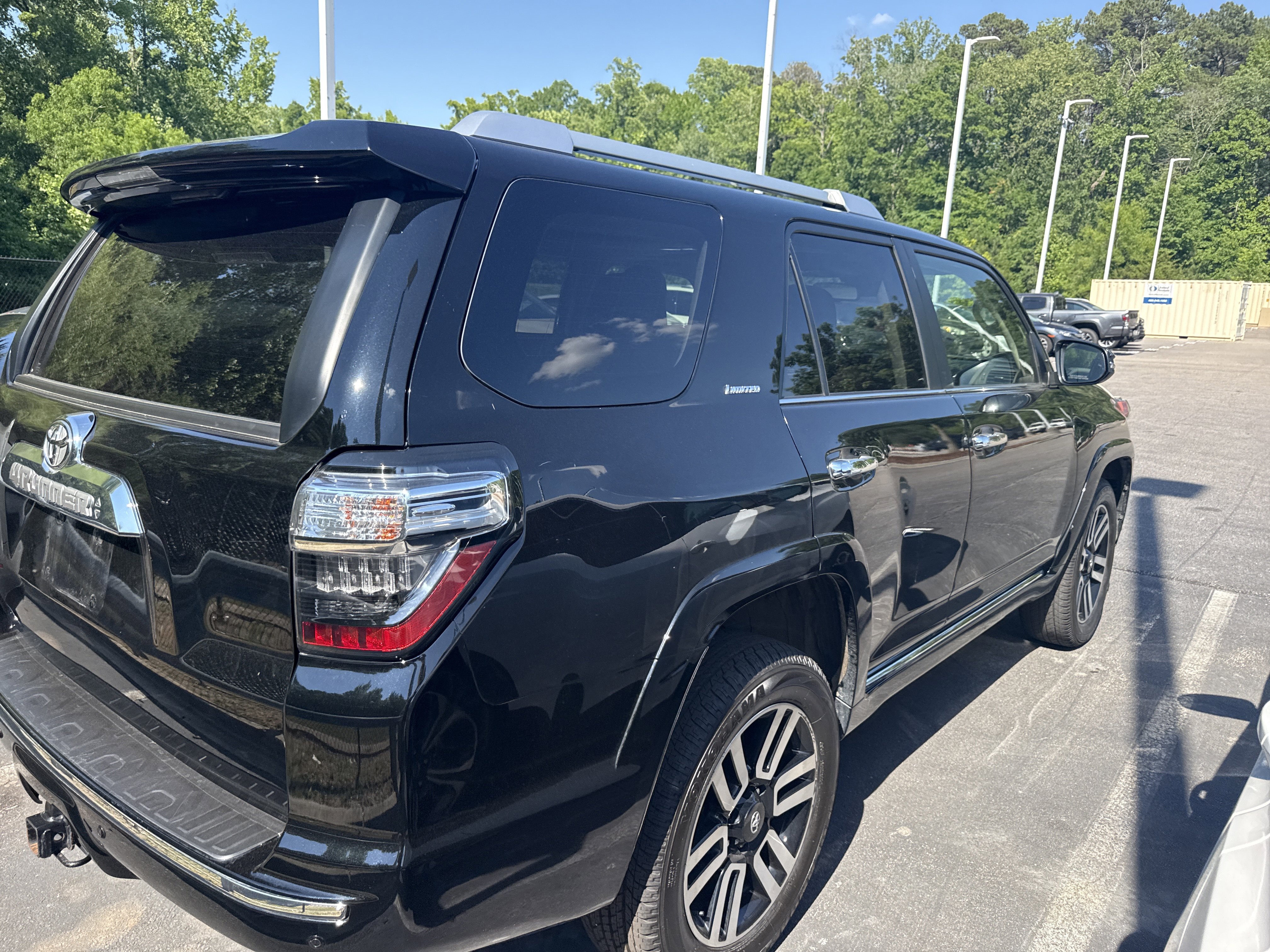 Used 2022 Toyota 4Runner Limited AWD/4WD image 6