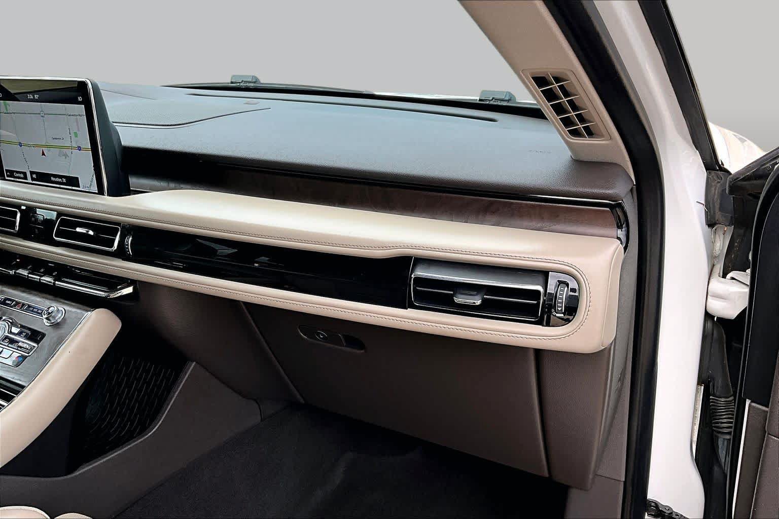 Used 2020 Lincoln Aviator Reserve w/ Equipment Group 202A AWD/4WD image 19